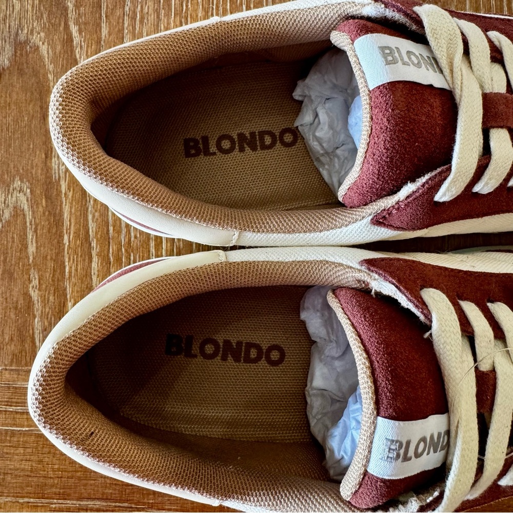NIB rusty red Blondo Kamari lace up sneakers 8M - Picture 10 of 14